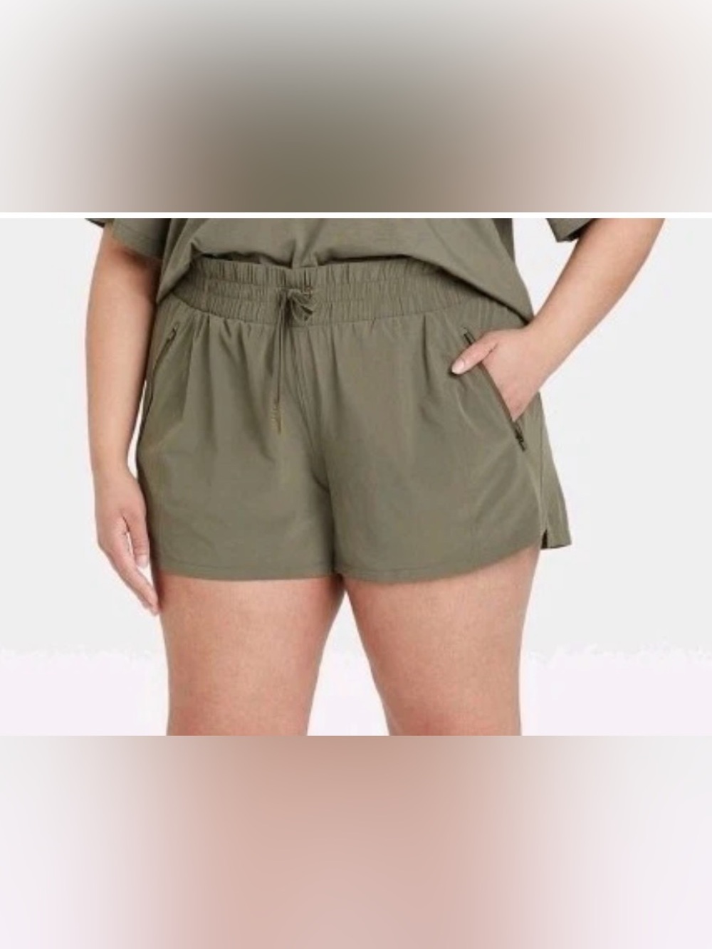 All in Motion stretch woven mid rise shorts 4" - Olive
